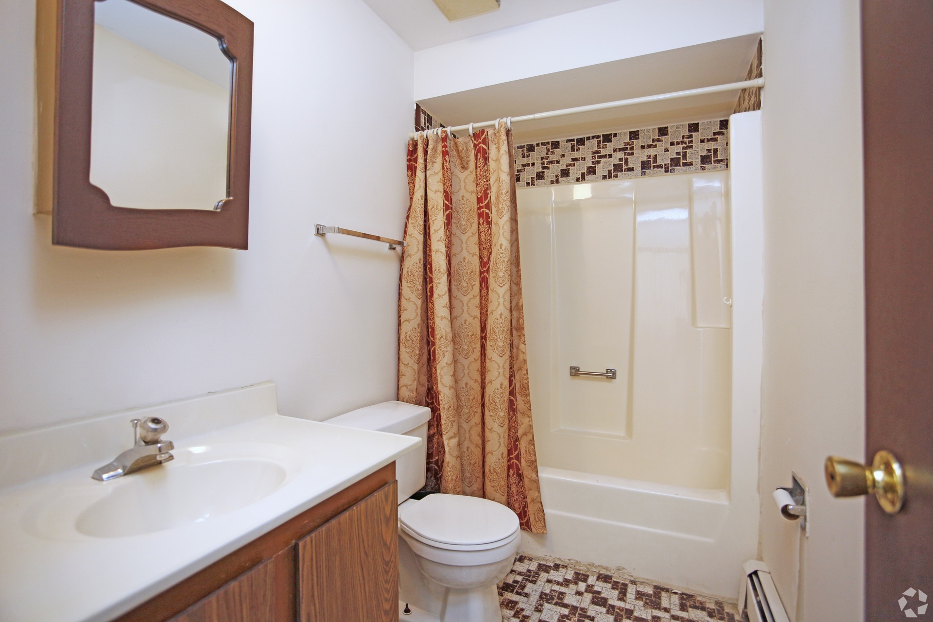 Arrowtree Apartments bathroom in Okemos Michigan