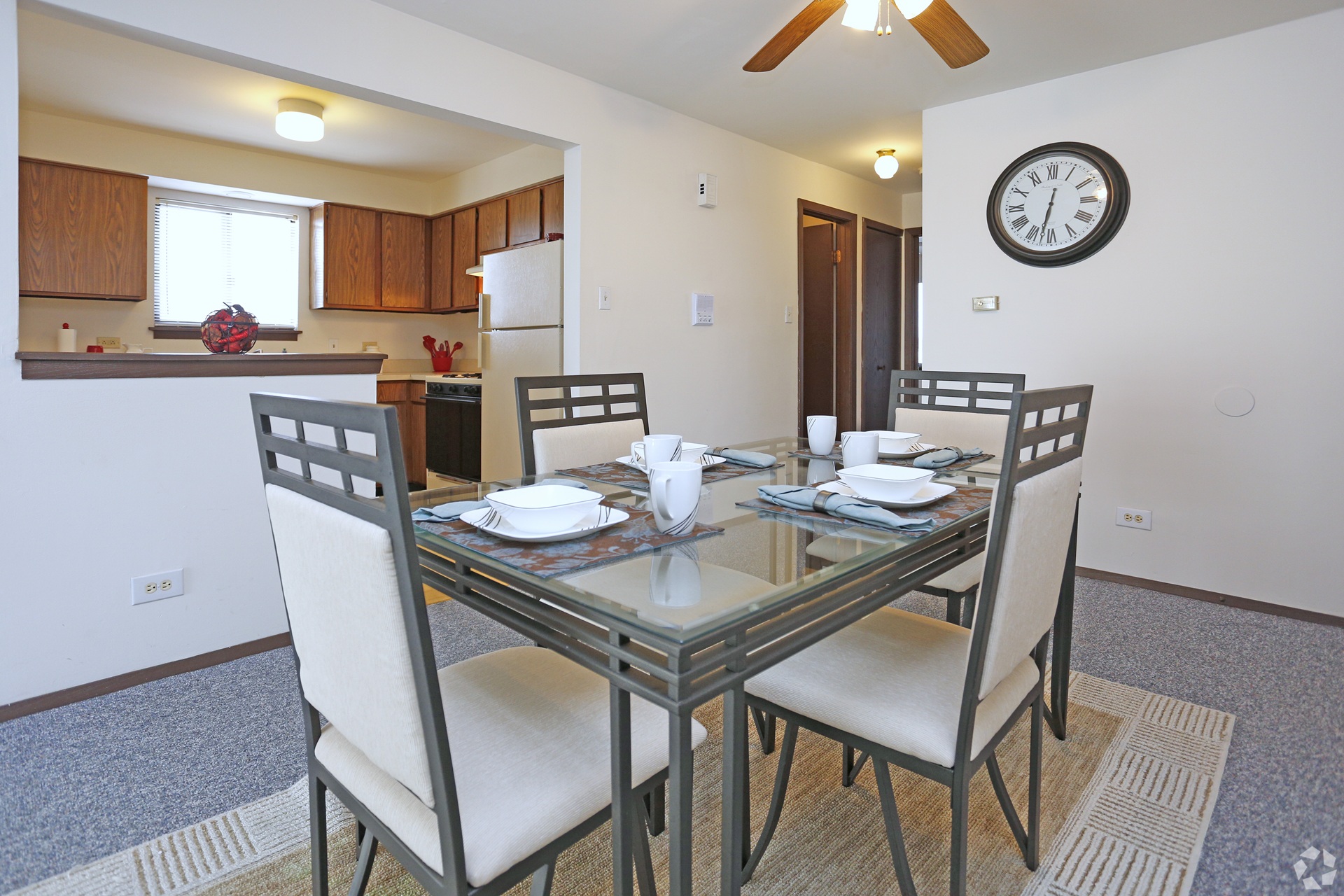 Dynasty Properties apartment community in Calumet City Illinois