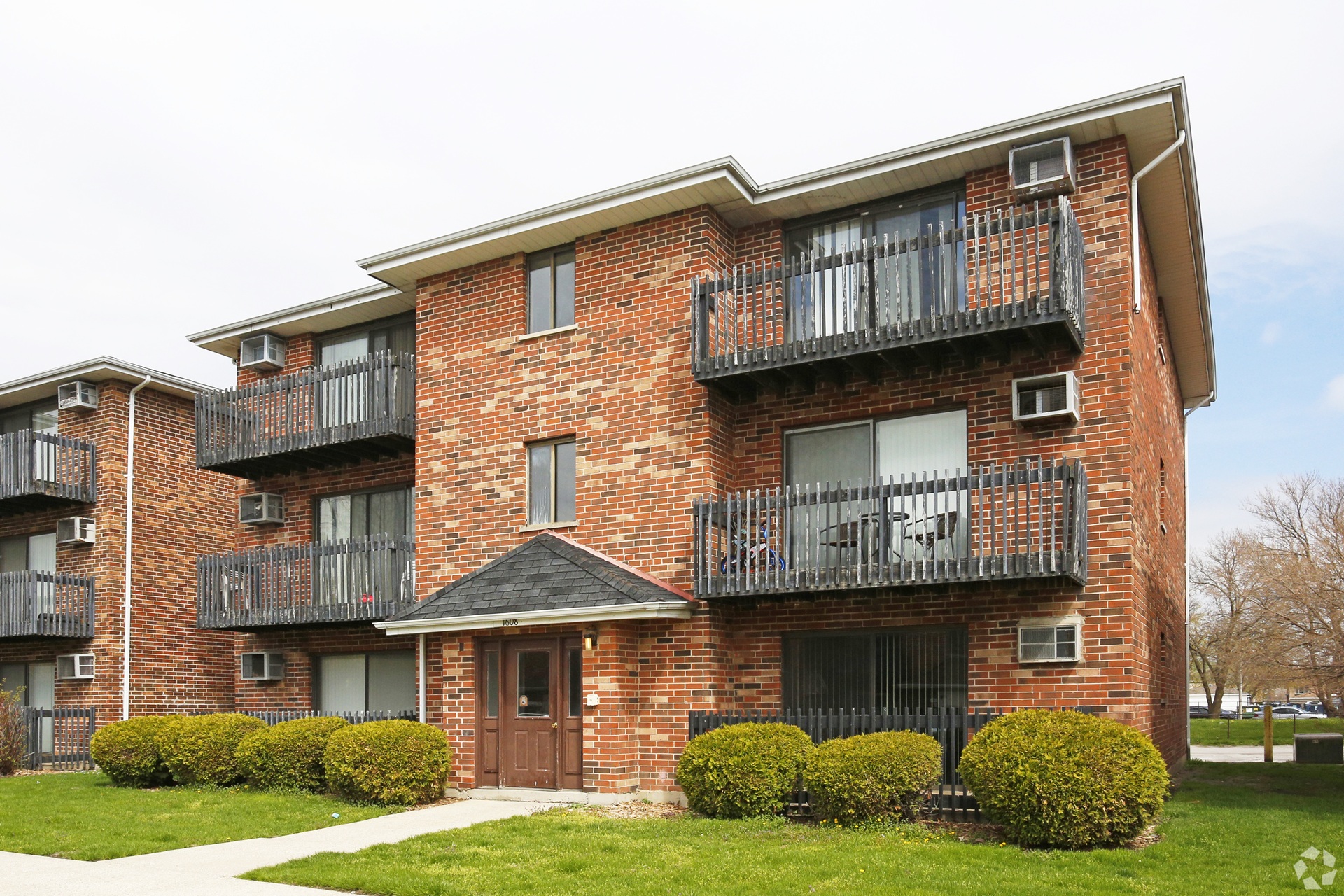 Dynasty Properties exterior in Calumet City Illinois